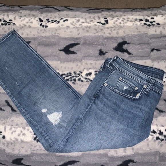 rag & bone DRE Low-Rise Slim Distressed Boyfriend Jeans — 31 - Picture 6 of 14